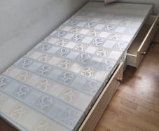 single bed