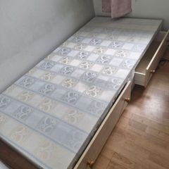 single bed