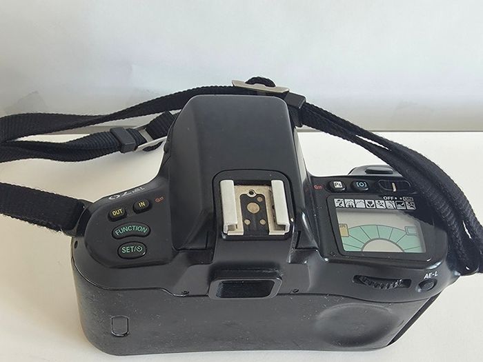 Nikon F70 Film Camera BODY ONLY