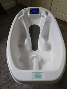 Aqua Scale Digital Baby Bath with Scale White