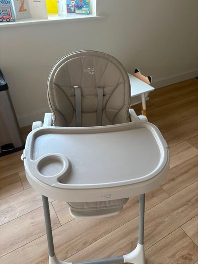 babys high chair