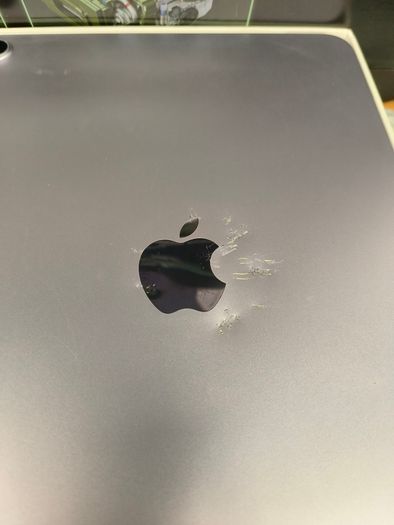 Apple iPad Air 11 inch (2024) 6th (M2) A2902 Wi-Fi 128 GB Purple (Battery Health: 100%, only 28 cycle count)