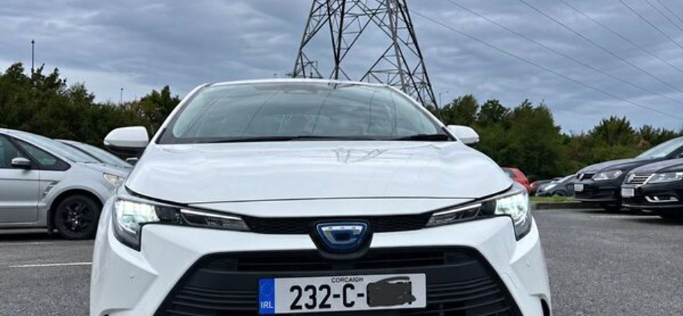 Toyota corolla 1.8L Hybrid