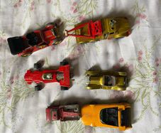 6 toy cars lot of vintage Matchbox / Lesney die-cast vehicles: