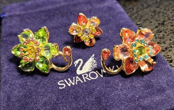 Swarovski earrings and ear cuff