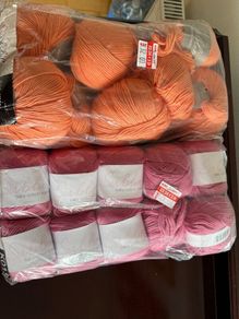 Knitting wool