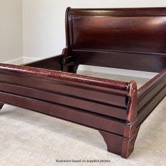 Sleigh bed - king size
