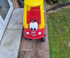 Little tikes cozy coupe