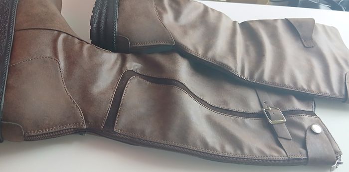 Women Waterproof Boots/walking/horse riding size 5/38