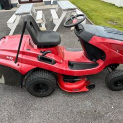 Tractor lawnmower