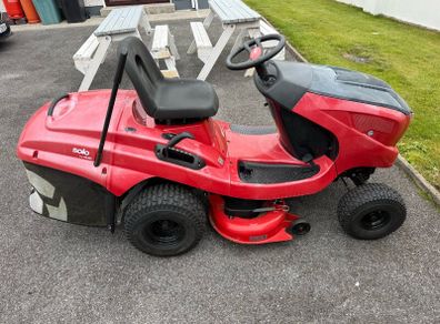 Tractor lawnmower