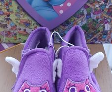 Toddler's slippers
