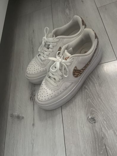nike runners