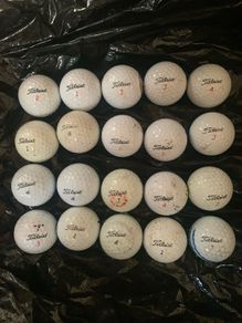 (20) Mixed Titleist golf balls