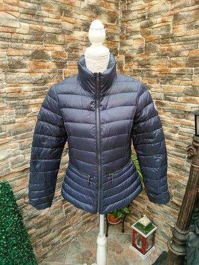 Beaumont Amsterdam ladies down light weight puffer jacket  Size Small 38 EU Full zip 2 zip pockets  Great winter jacket  Measurements in the photos