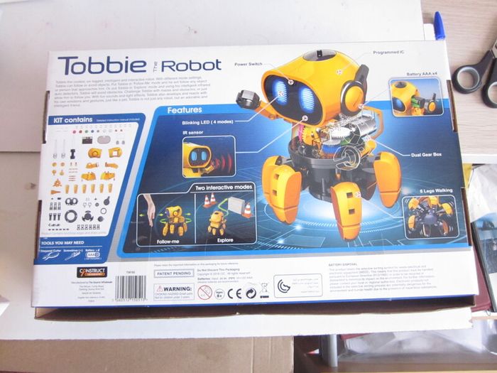 New Tobbie the Robot, Construct