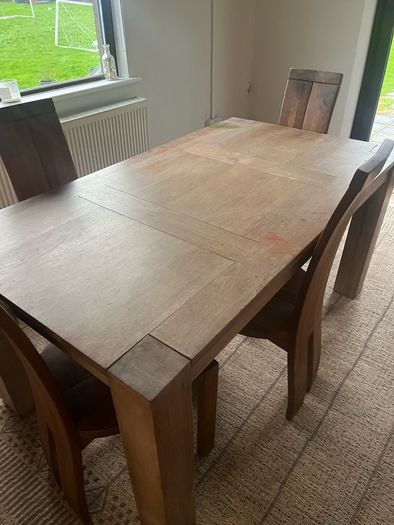 Solid Oak table & 4 dining chairs