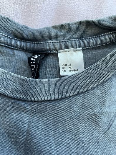 grey graphic tshirt