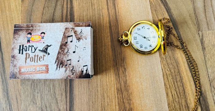 Harry potter music box & pocket watch