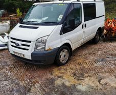 Ford transit 2011 2.2 fwd crew cab breaking