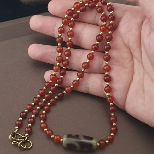 Vintage Treasure Vase Pattern Agate & Carnelian Beads Necklace