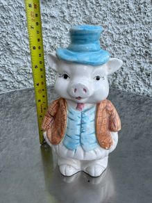 Porcelain Statue