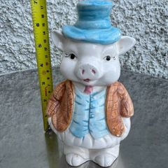Porcelain Statue