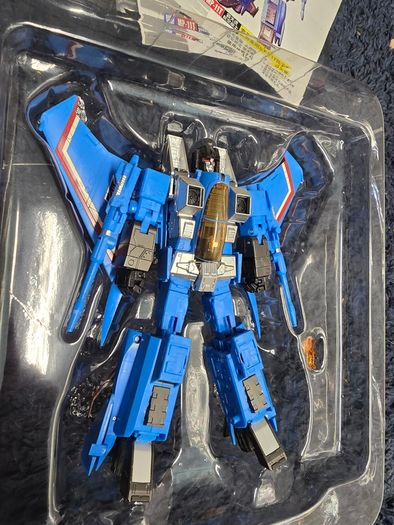 Transformers masterpiece mp11t thundercracker