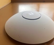 Ubiquiti UniFi AP AC LR (UAP-AC-LR) + PoE injector
