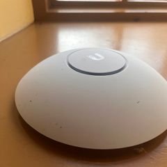 Ubiquiti UniFi AP AC LR (UAP-AC-LR) + PoE injector