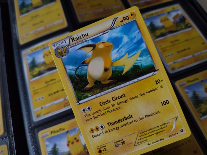 Raichu ! Non Holo Rare ! from XY Set ! 2014 ! Pokemon Card !