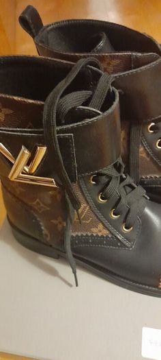 womans boots