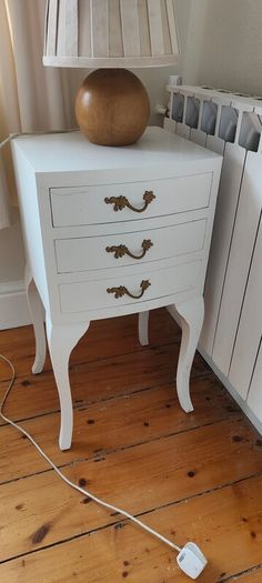 Vintage French Provincial Bedroom Suite - 3 Piece