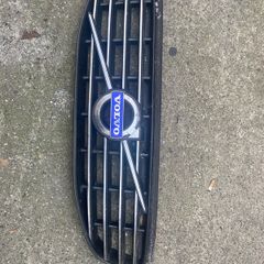 2015  volvo xc60 main grille