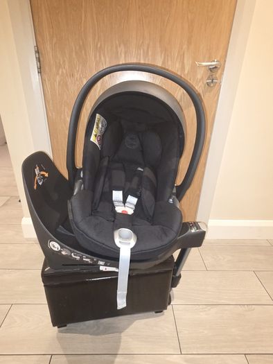 Cybex Cloud Z 360 car seat and ISOFix Professionally CLEANED