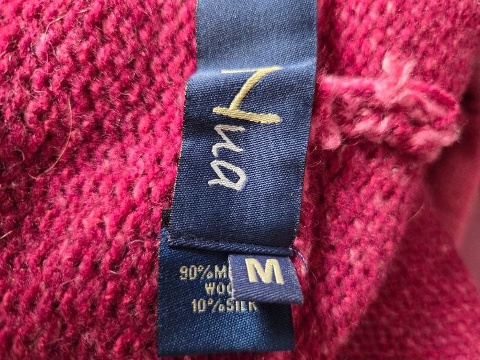 As new. Very Unusual Nua Merino Wool/Silk Mix Zipped Cardigan in Wine and Pink. Size M (8-12)