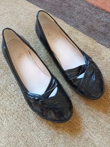 K Shoes Size 7 Wide Fit Leather