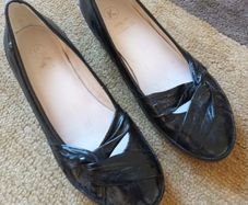 K Shoes Size 7 Wide Fit Leather