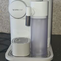 Nespresso Lattissima One / DeLonghi Capsule Coffee Machine Storage Clearance