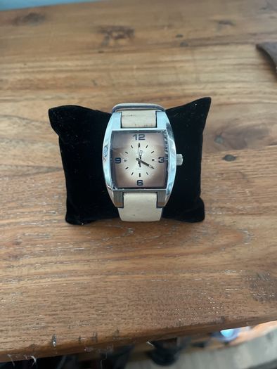 diesel watch DZ1048