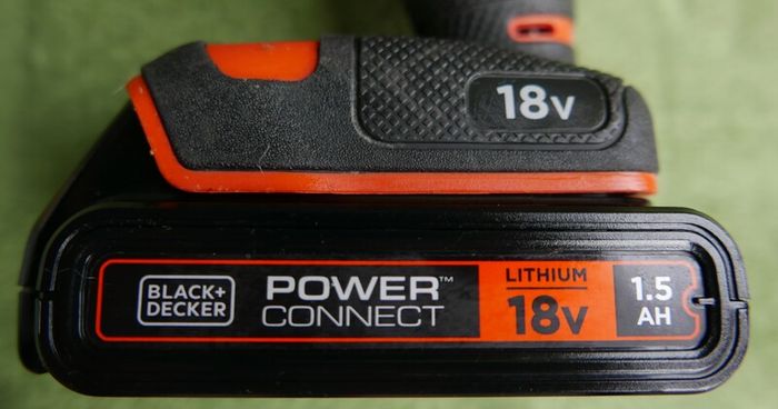 Black and Decker 18V Lithium-ion 2 Gear Hammer Drill  Charger, new Battery