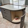 Kitchen Island Image 5