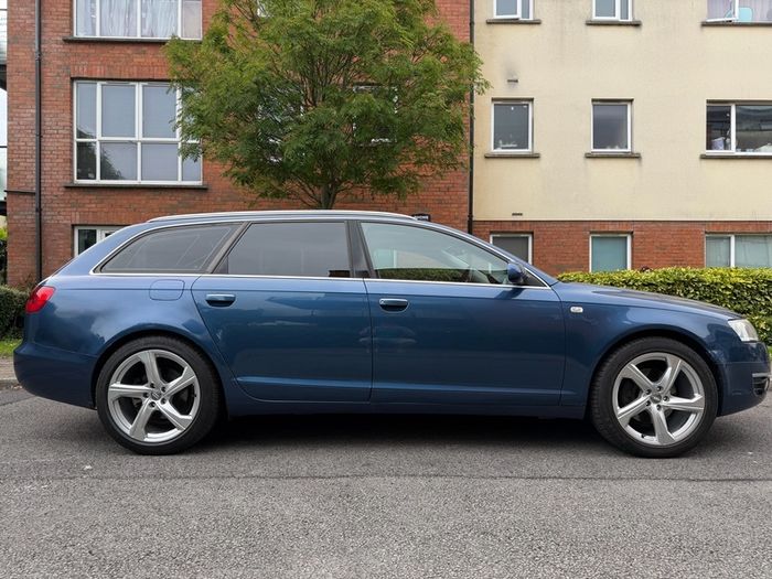 Audi A6 Avant  (C6)