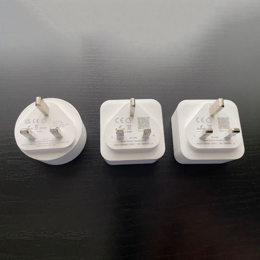 Smart Home Starter Kit - 8pc Bundle (Smart Bulbs, Plugs & Sensors)