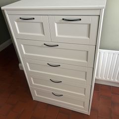 Large Oak of drawers