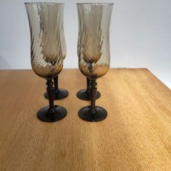 Vintage Rare French Luminarc champagne flutes