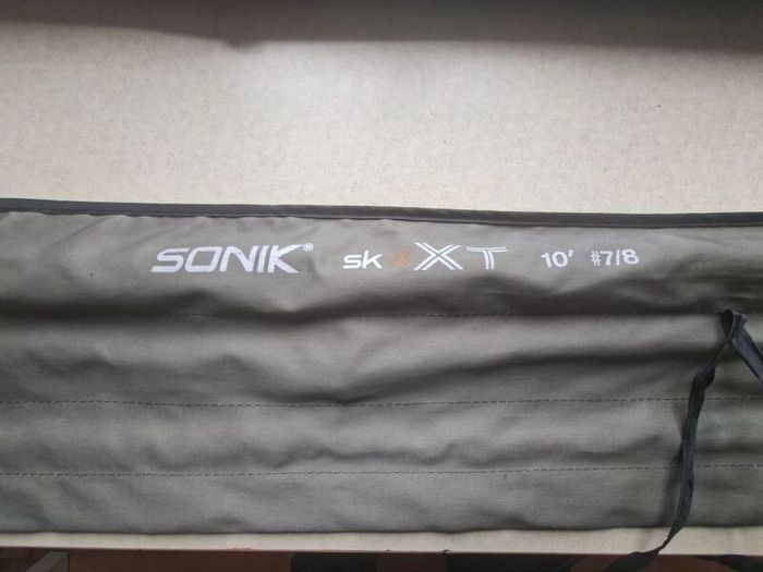 Sonik sk4 XT fly rod 10' 7/8