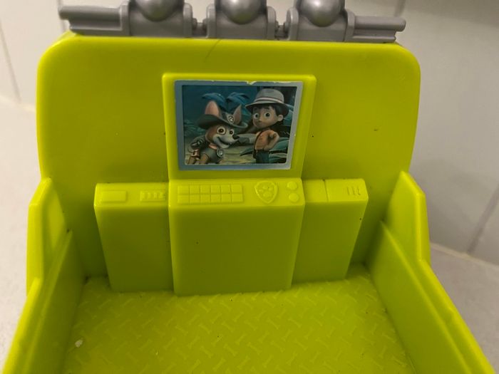 Paw Patrol Jungle Terrain Rescue Vehicle with 3 Figures