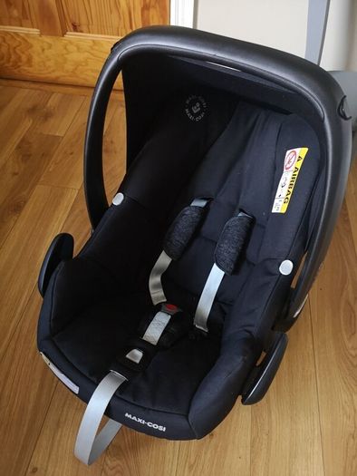 Maxi-Cosi Rock Baby Car Seat and Base