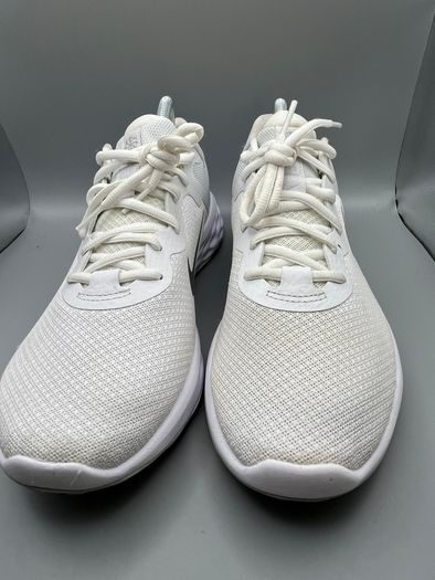 Nike Womens Revolution 6 NN White/Metallic Silver Training Shoes Size 8 EU 42.5